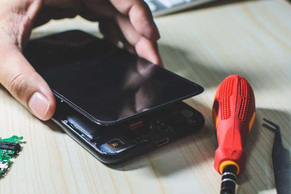 phone screen repair